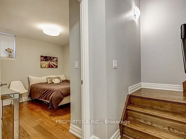 15 Sousa Mendes St #702 — Photo 16