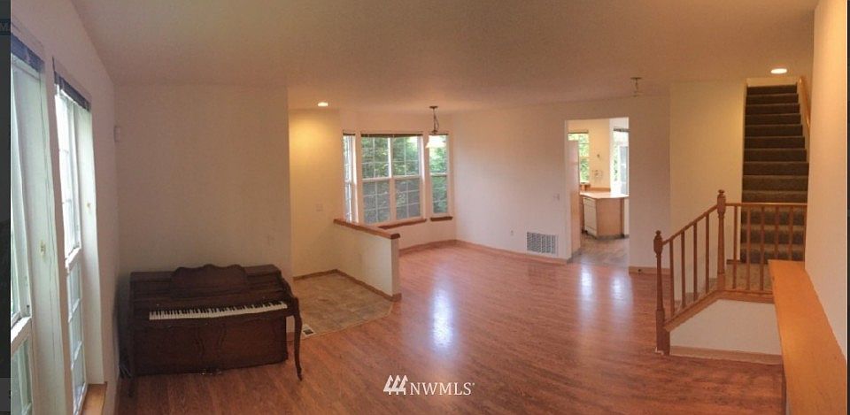 1st image of 22759 NE 4th Pl #111