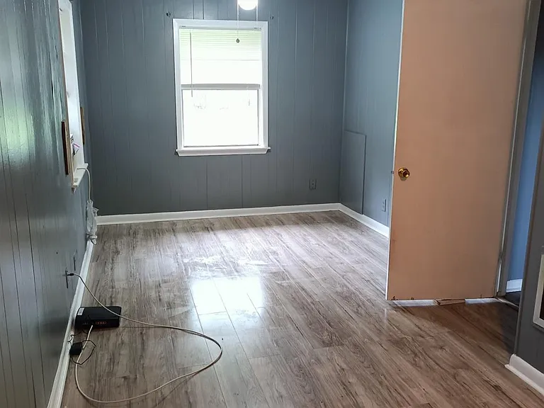340 West Dr — Photo 7