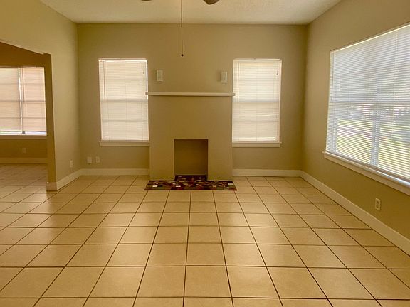 3rd image of 1344 Schley Ave