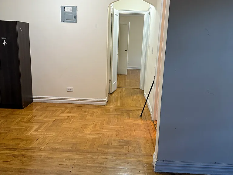34 Clinton Pl #5C — Photo 9