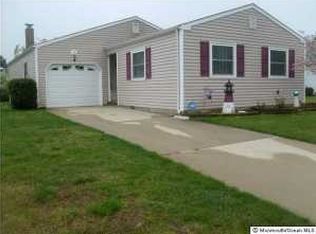 15 Fontana St, Toms River, NJ 08757