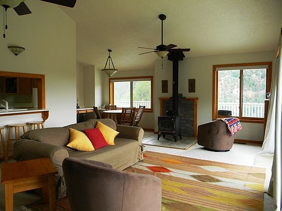 3rd image of 444 Ponderosa Dr