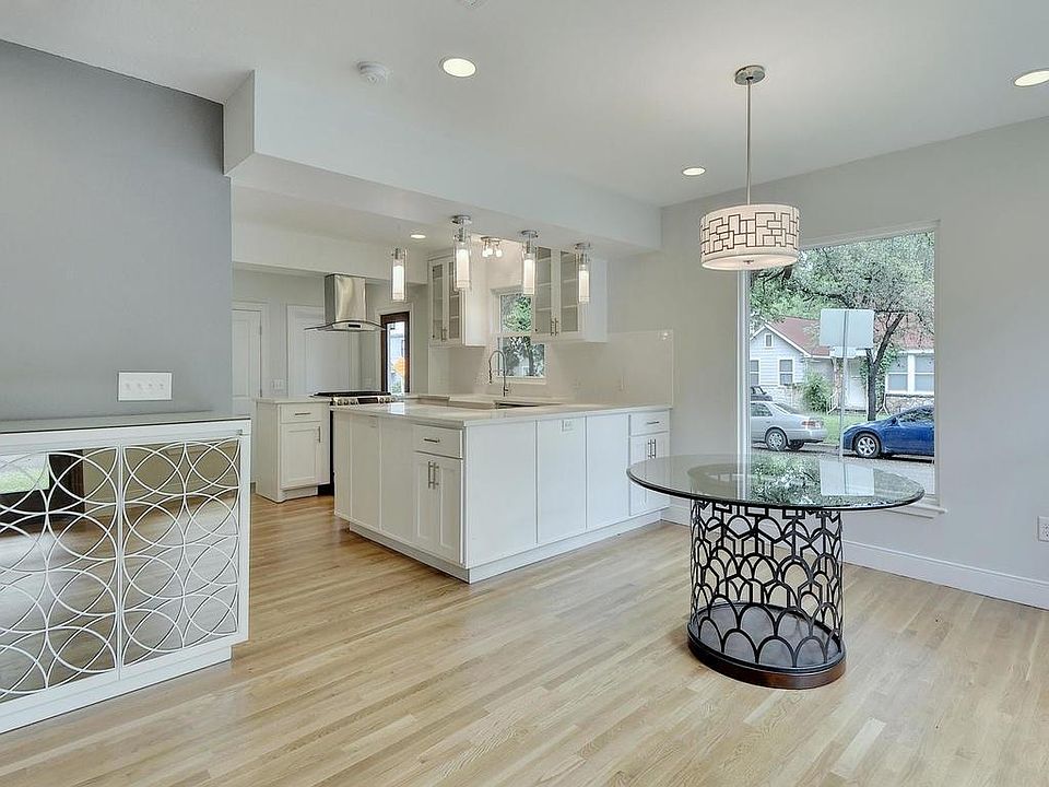 1st image of 2914 Hampton Rd #1