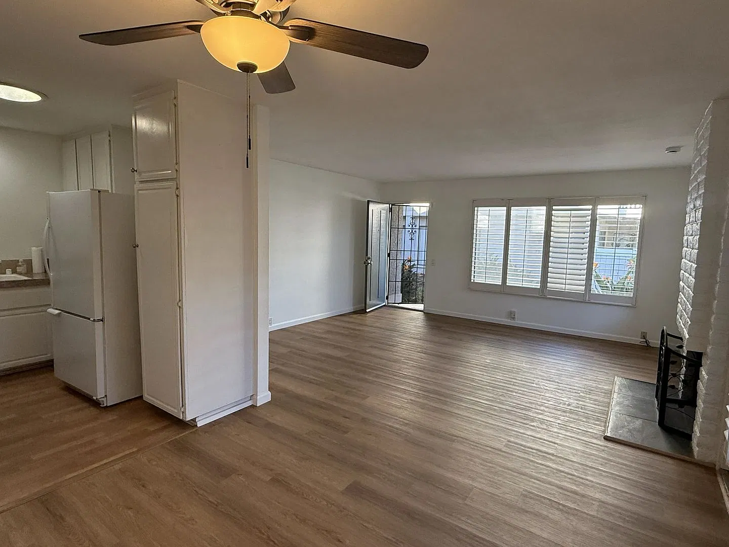 University City 2BR Condo with Private Patio and Community Pool — Photo 4
