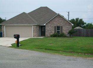 102 Ennis Dr, Carencro, LA 70520