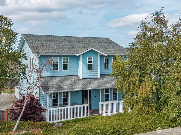 1589 SW Victory Street, Oak Harbor, WA 98277