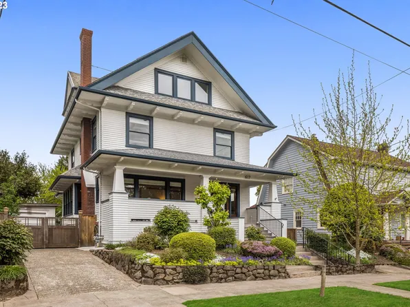 617 NE Laurelhurst Pl, Portland, OR 97232