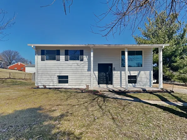 4432 Standish Dr, Indianapolis, IN 46221