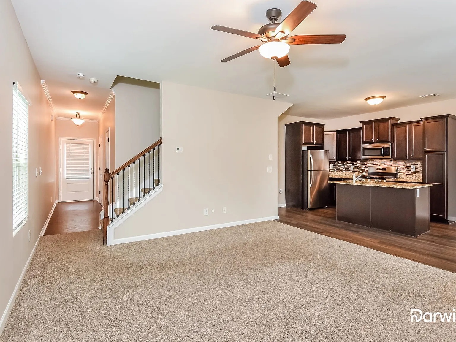 3 bed, 3.5 bath, 2186 sqft, $2,045 — Photo 4