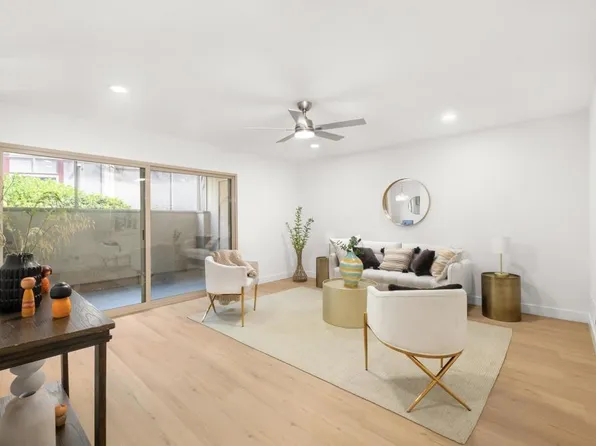 5523 Adobe Falls Rd Unit 3, San Diego, CA 92120