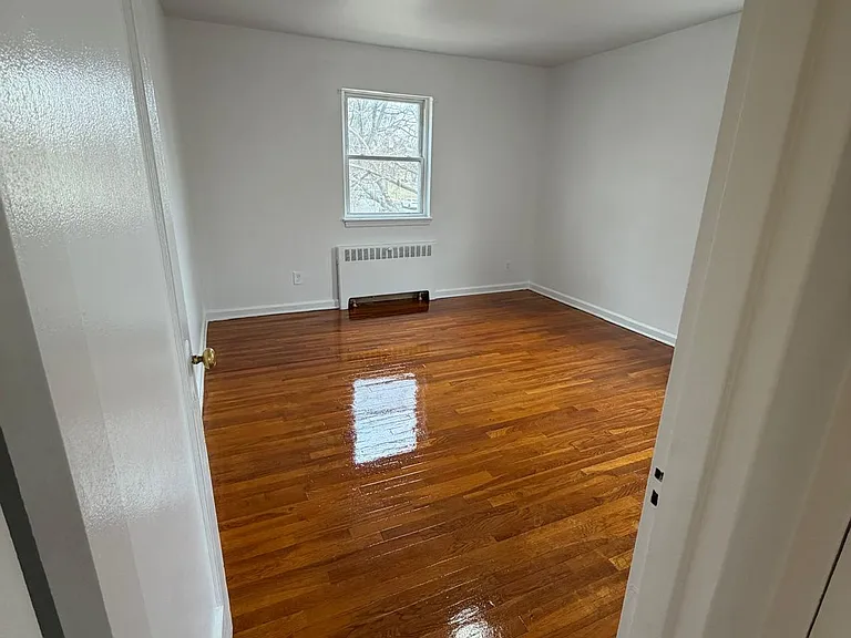 5 Redfield Vlg #B3 — Photo 5