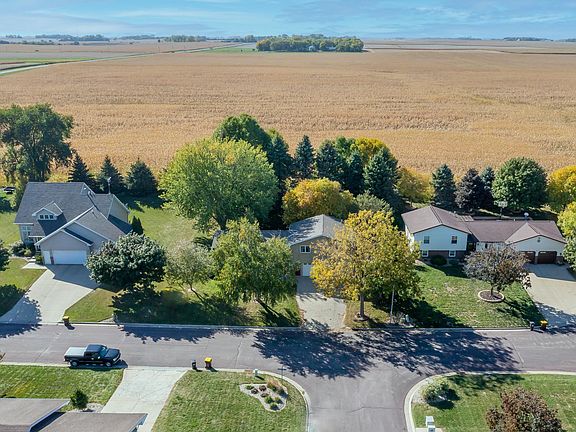 4th image of 500 S Valley View Ct
