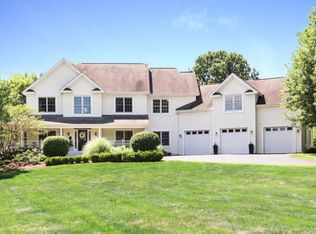 7N607 Stevens Rd, St Charles, IL 60175