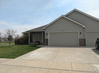 209 Greystone Dr, Salina, KS 67401