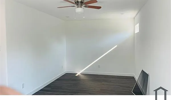 8414 Sandra St — Photo 11
