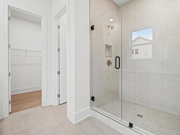 Luxurious, spa-like bathroom