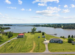 315 Indian Banks Rd, Farnham, VA 22460