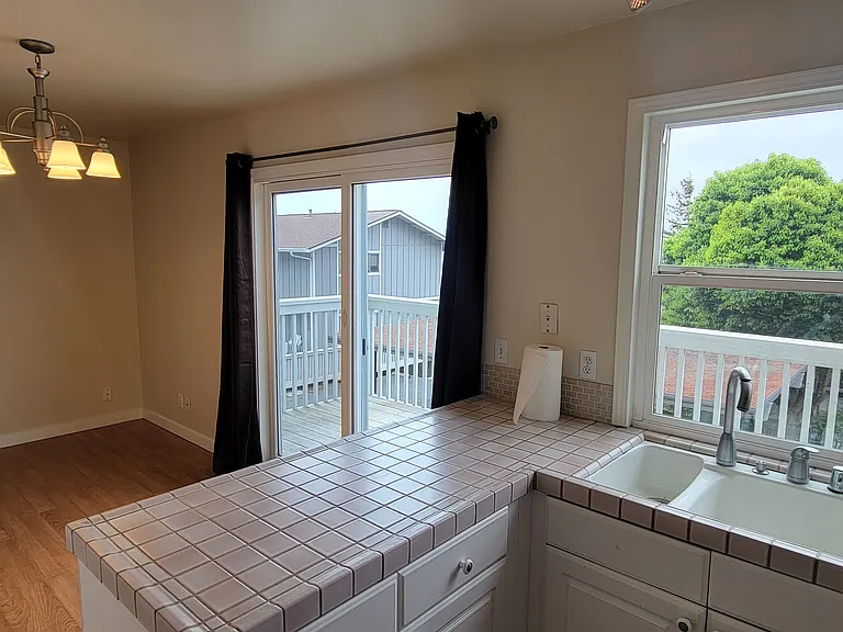 117 Sunset Cir #35 — Photo 6