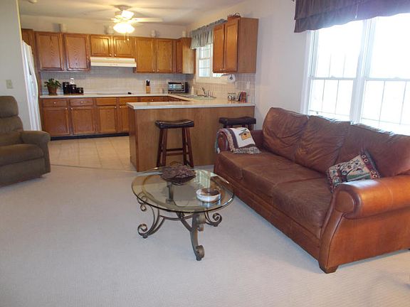 3rd image of 187 Marble Bluff Dr