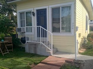 220 N Vermont Ave, Glendora, CA 91741