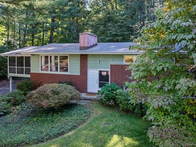 8 Bykenhulle Road, Hopewell Junction, NY, 12533