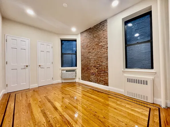 366 Broome Street image 10 of 14