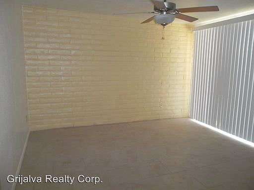 4th image of 3648 E Blacklidge Dr #1
