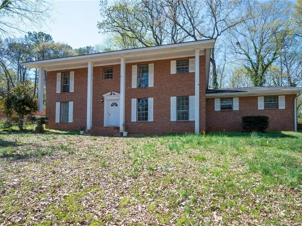 622 Pisgah Way, Calhoun, GA 30701