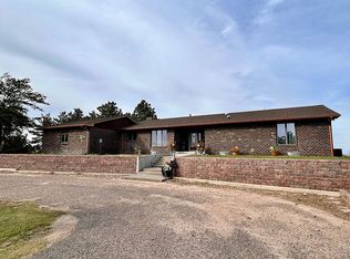 800 S Sage Hill Trl, Garden City, KS 67846