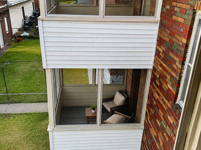 4936 Winona Ave #2E — Photo 7