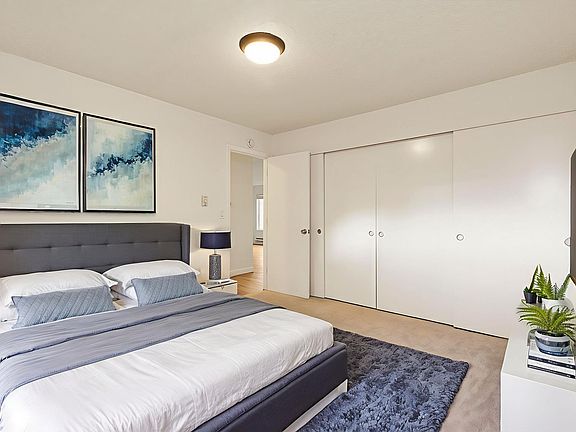 5th image of 7111 47th Ave NE #210