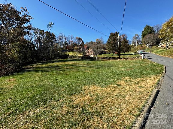 3rd image of 99999 Ferguson St