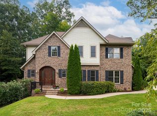 52 Ashley Woods Dr, Arden, NC 28704