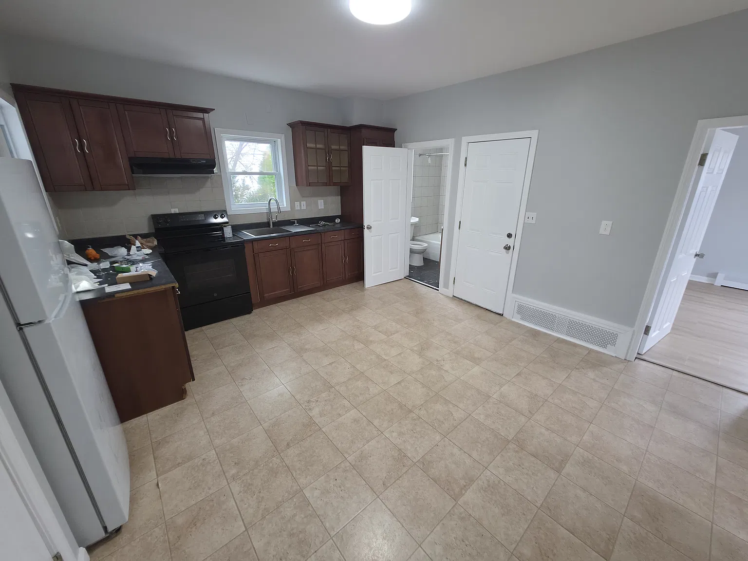 43-43R Granite St — Photo 2