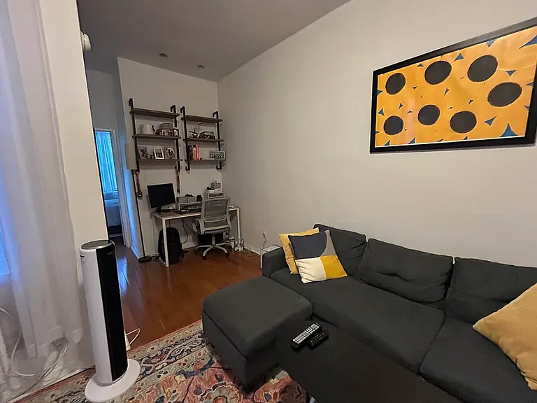 423 E 83rd St #2E — Photo 1