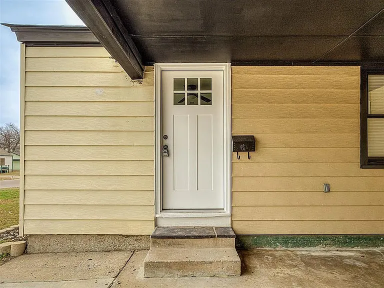 1208 Jet Dr — Photo 26