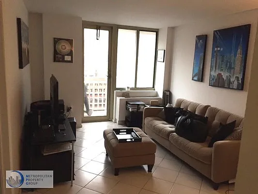 Rented by Metropolitan Property Group | media 34