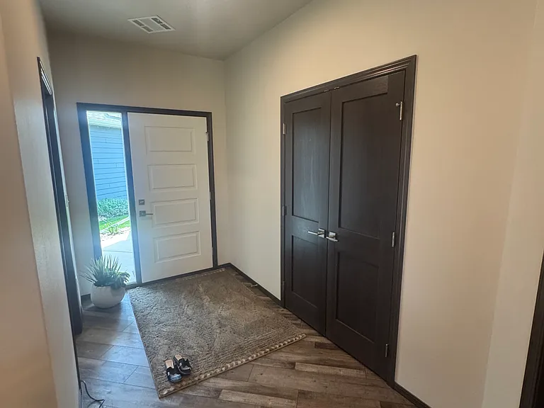 4408 E Leubecher Pl — Photo 6