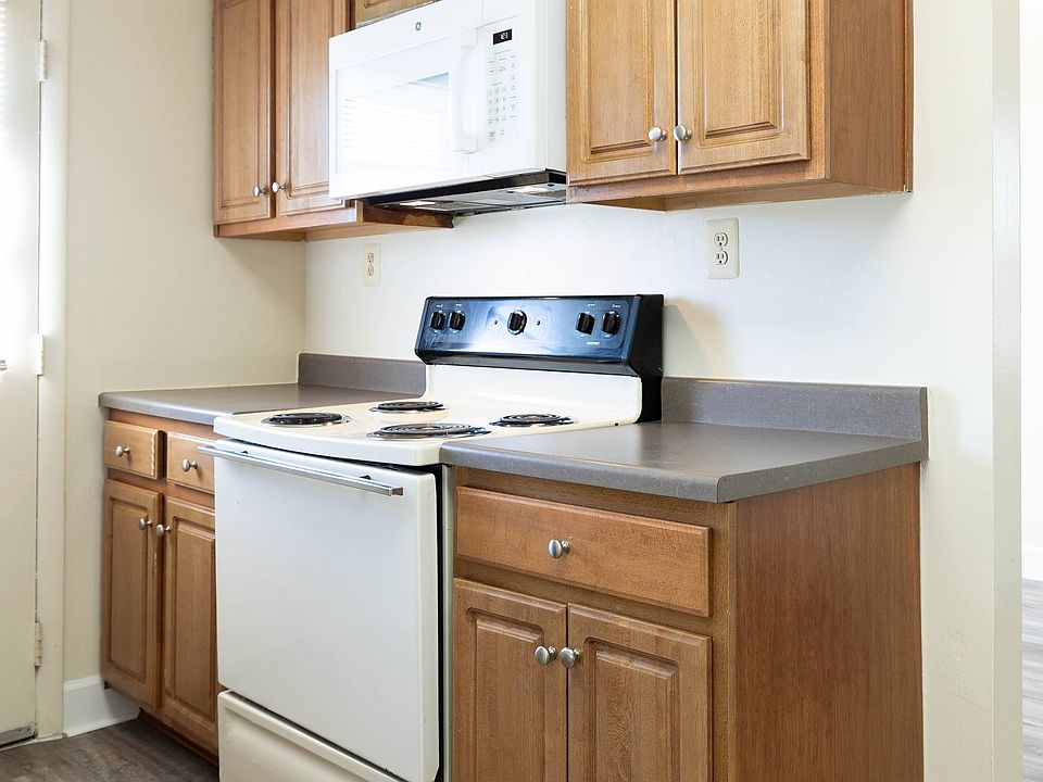 Walnut Grove Townhomes 953 Walnut Grove Rd Essex MD Zillow