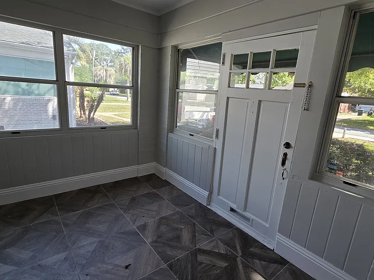 1243 Monterey St — Photo 13