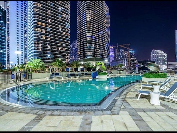 2nd image of 999 SW 1st Ave APT 1205
