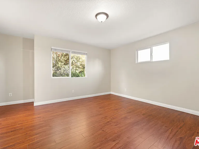9155 Cedros Ave #1 — Photo 6