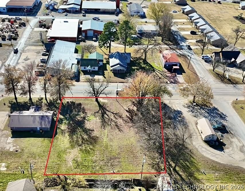 2nd image of 405 W Main St