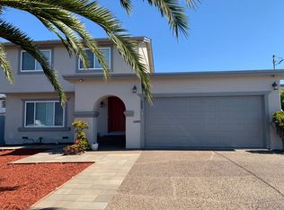 353 Reindollar Ave, Marina, CA