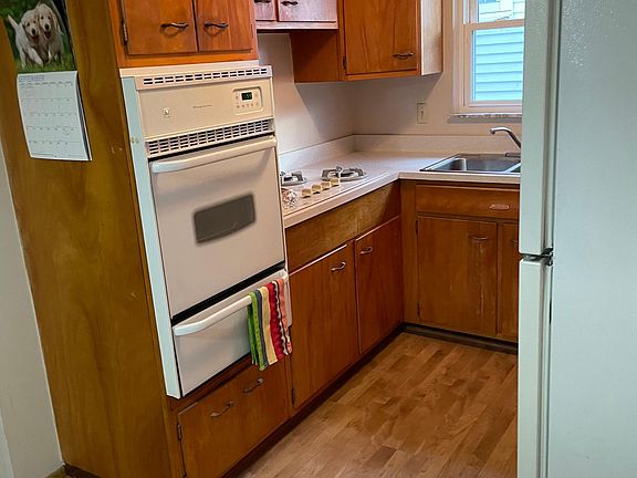 2nd image of 1345 Lakeland Ave