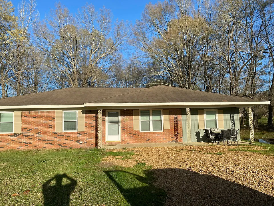 818 Crowe Rd