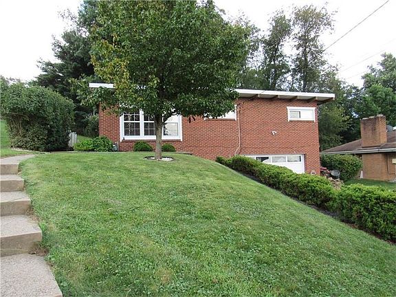 3rd image of 5827 Horseshoe Dr