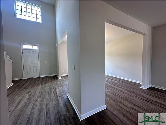 3rd image of 163 Tranquil Lane NE