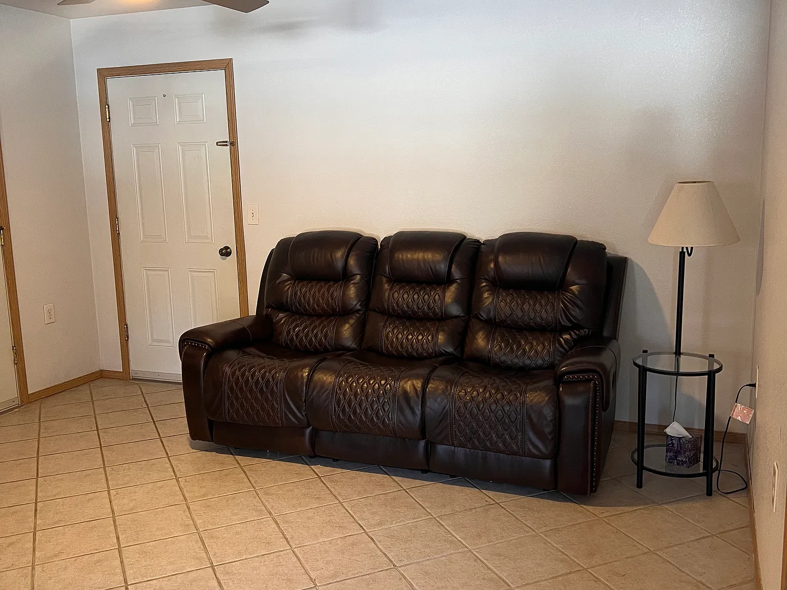 1 bed, 900 sqft, $2,200 — Photo 4